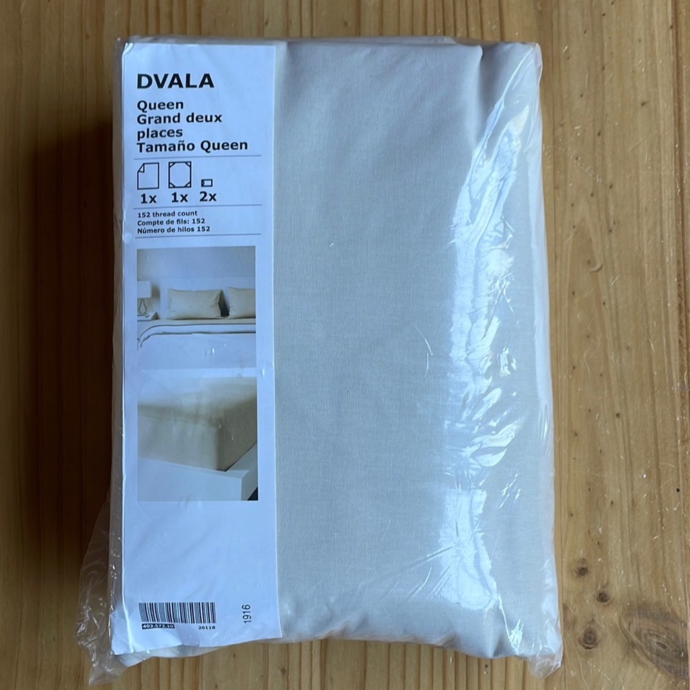 IKEA DVALA queen sheet set